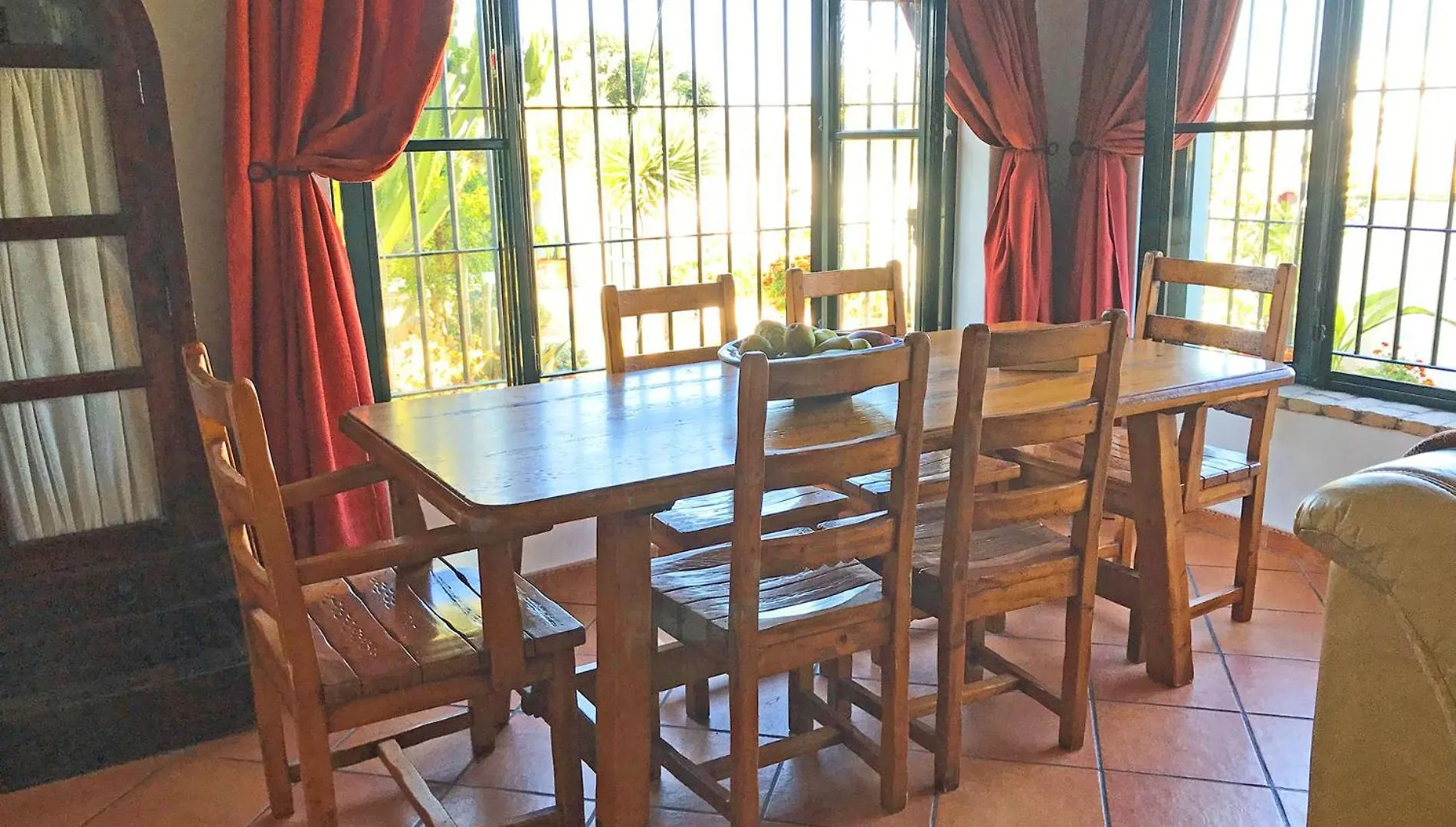 Arteflor Villa With Beautiful Garden At 200M From The Beach El Palmar  0*, El Palmar (Andalucia) Spain