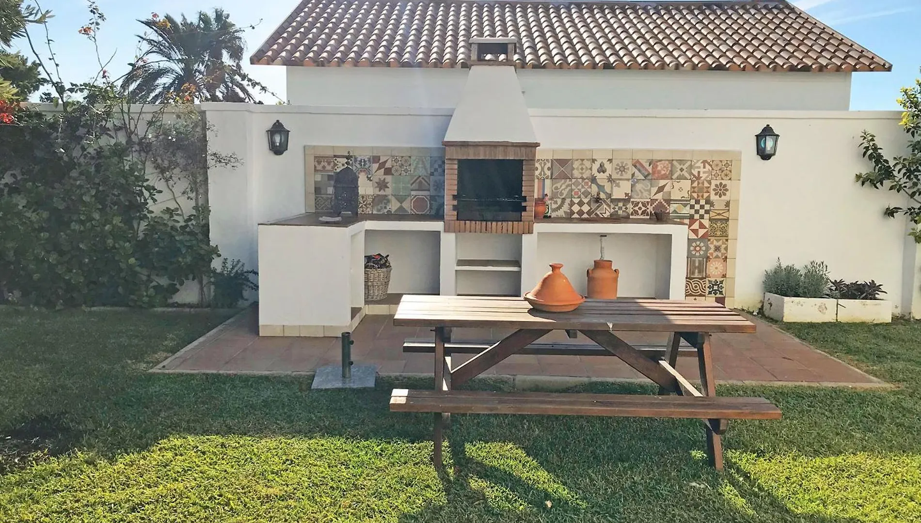 Arteflor Villa With Beautiful Garden At 200M From The Beach El Palmar  El Palmar (Andalucia)