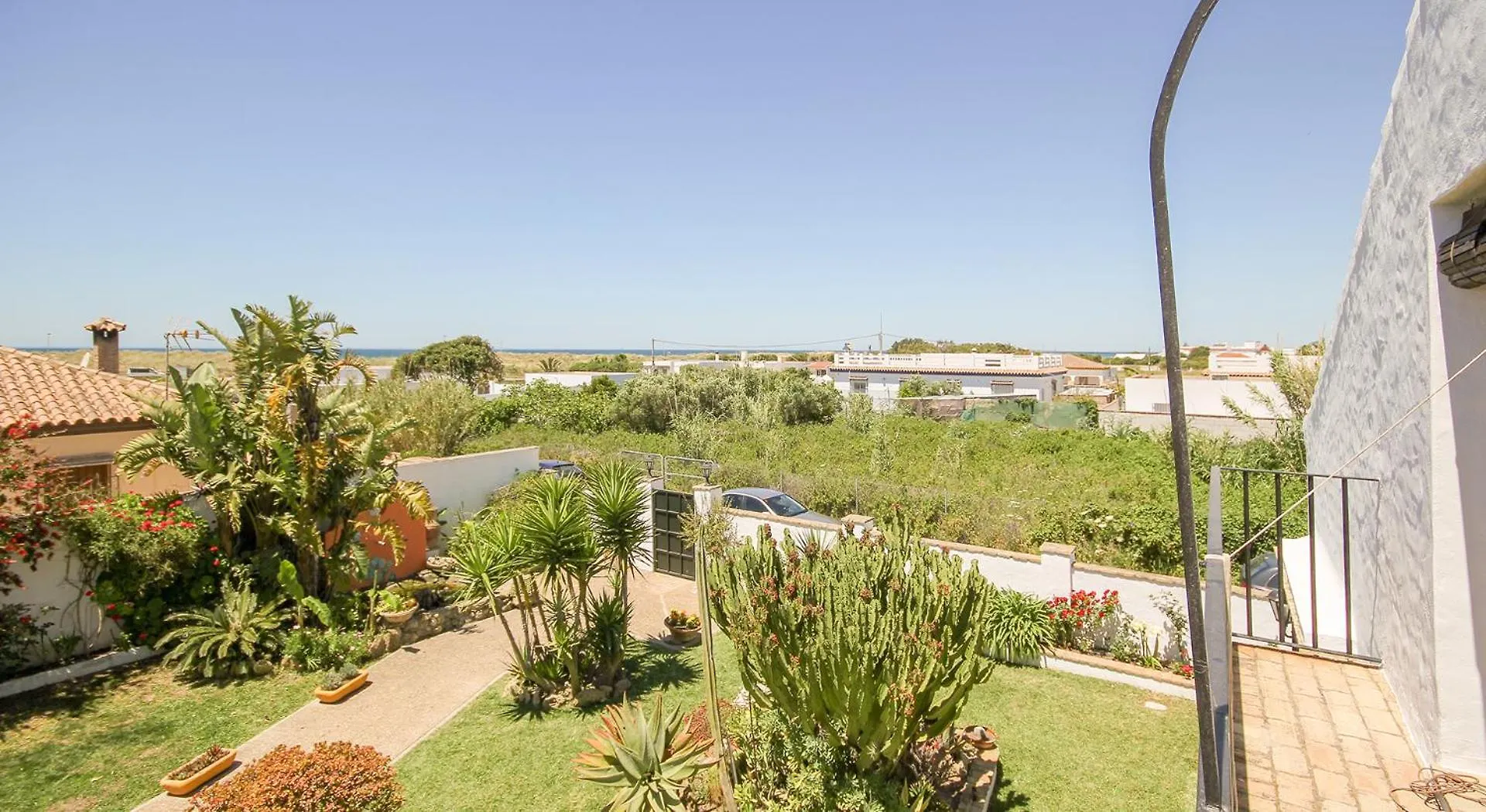 Arteflor Villa With Beautiful Garden At 200M From The Beach El Palmar  El Palmar (Andalucia)